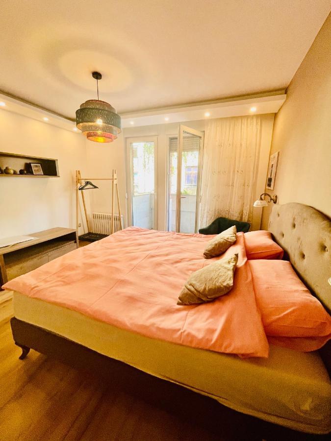 Apartman Centar Sa Sigurnim Parkingom SJJ Exterior foto